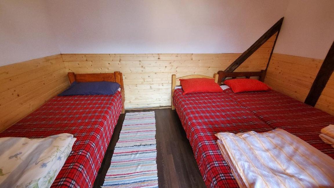 Casa Rustic Fehér&Fekete Vendégházak Sovata Esterno foto