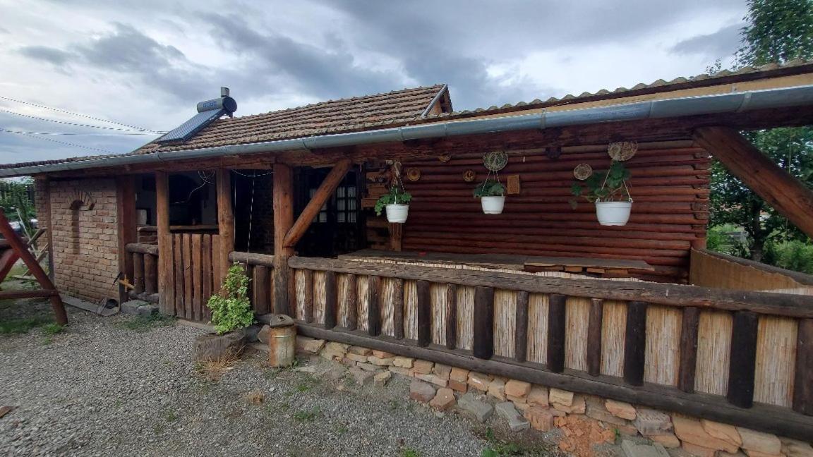 Casa Rustic Fehér&Fekete Vendégházak Sovata Esterno foto