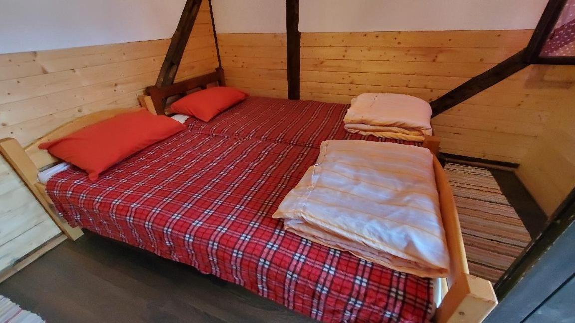 Casa Rustic Fehér&Fekete Vendégházak Sovata Esterno foto