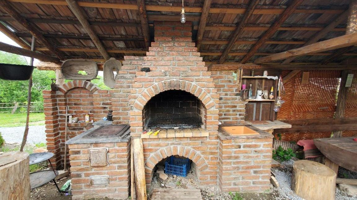 Casa Rustic Fehér&Fekete Vendégházak Sovata Esterno foto