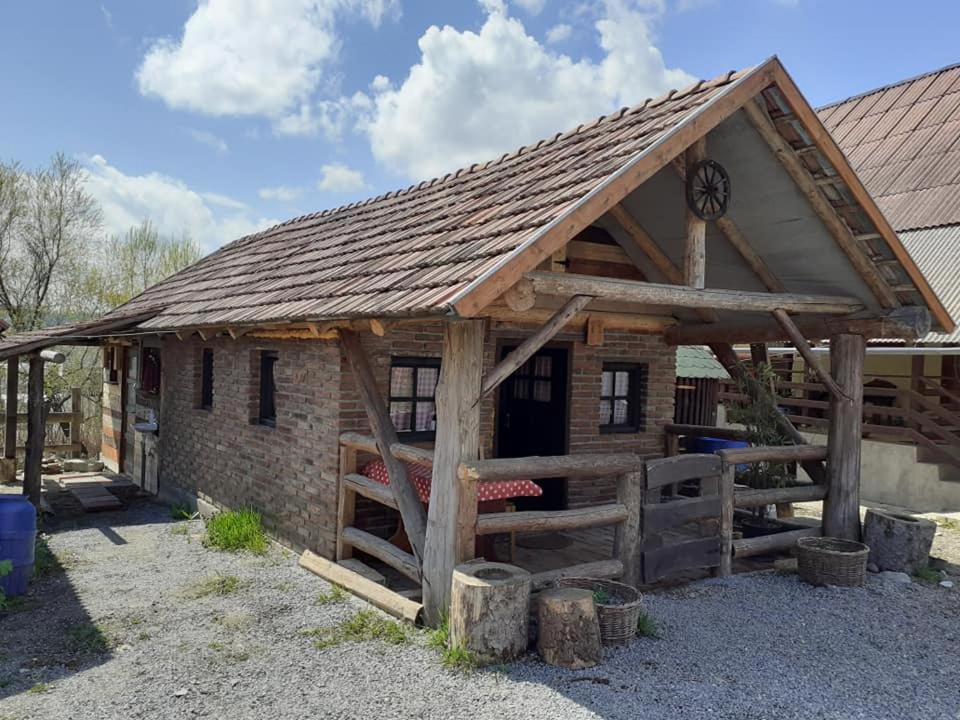Casa Rustic Fehér&Fekete Vendégházak Sovata Esterno foto