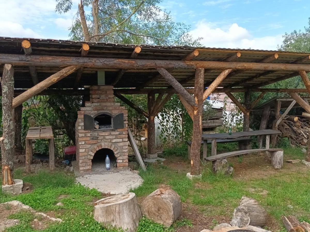 Casa Rustic Fehér&Fekete Vendégházak Sovata Esterno foto
